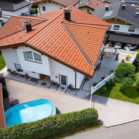 בית נופש In Zillertal With 1 Bedroom